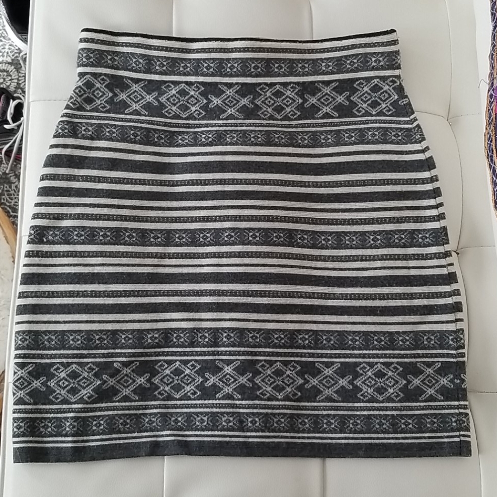 Krimson Klover 100% Wool skirt